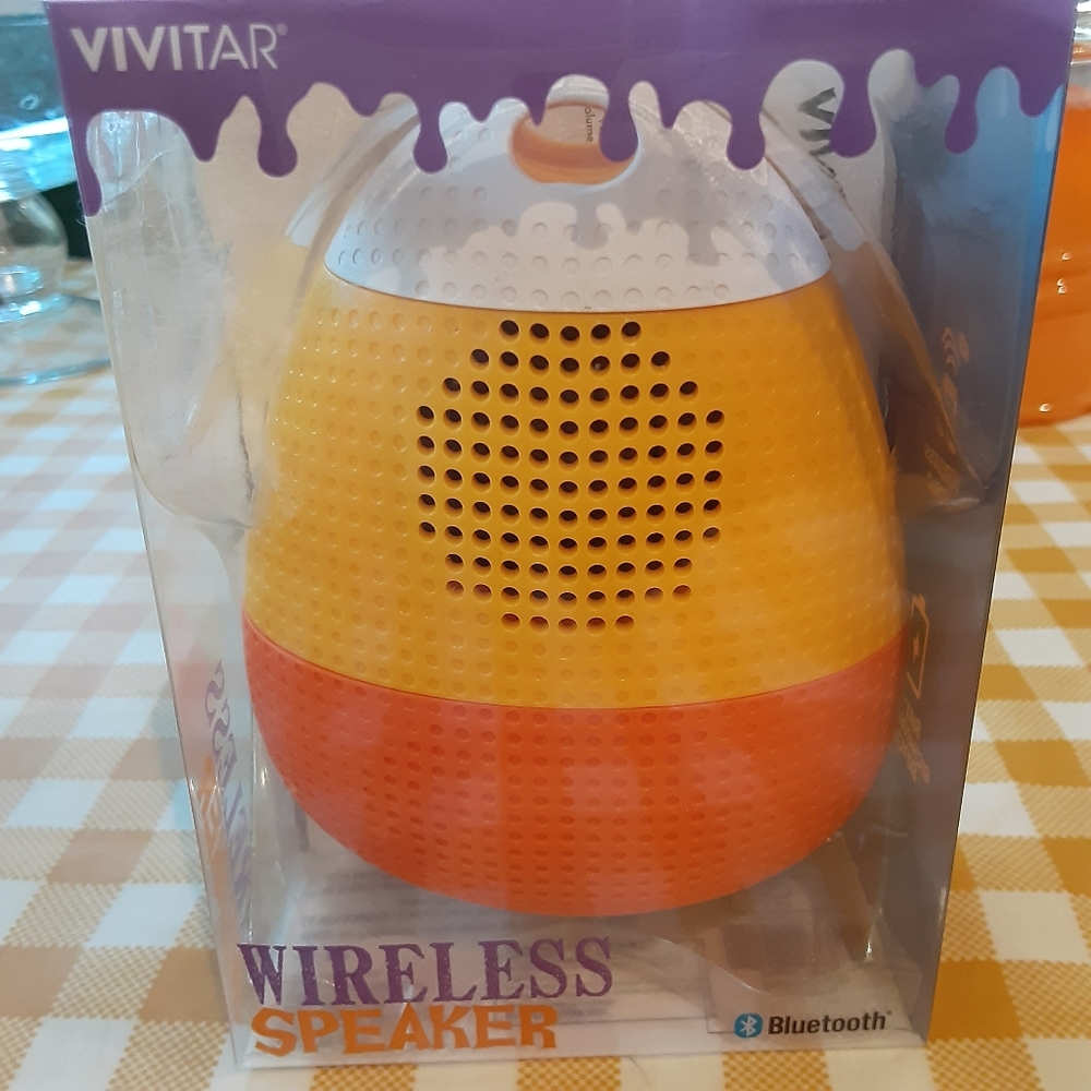 CANDY CORN BLUETOOTH WIRELESS SPEAKER